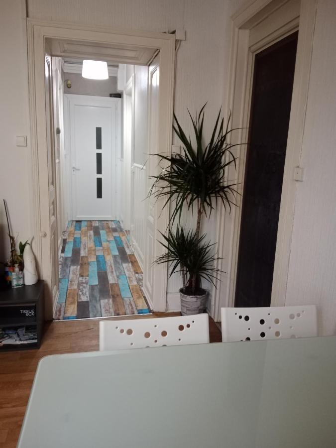 Pounette, Appartement T3 Centre / Thermes Luxeuil Eksteriør bilde