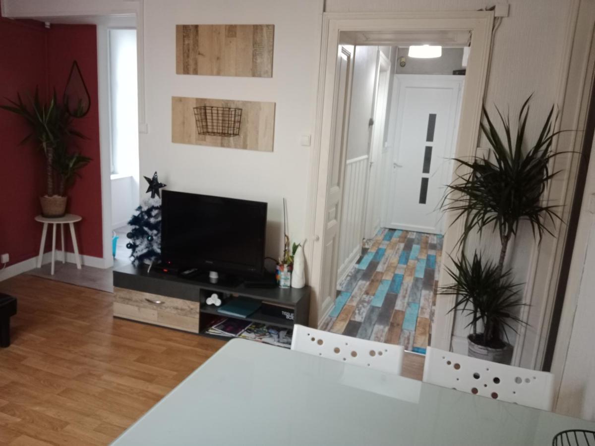 Pounette, Appartement T3 Centre / Thermes Luxeuil Eksteriør bilde